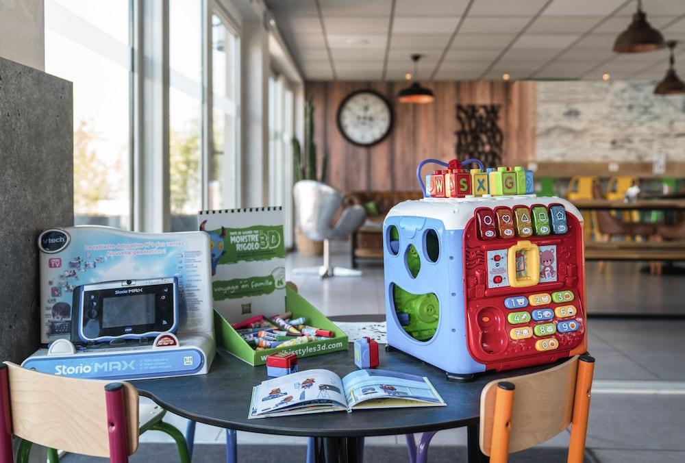 Hotel Ibis Styles Rooftop&spa 3*